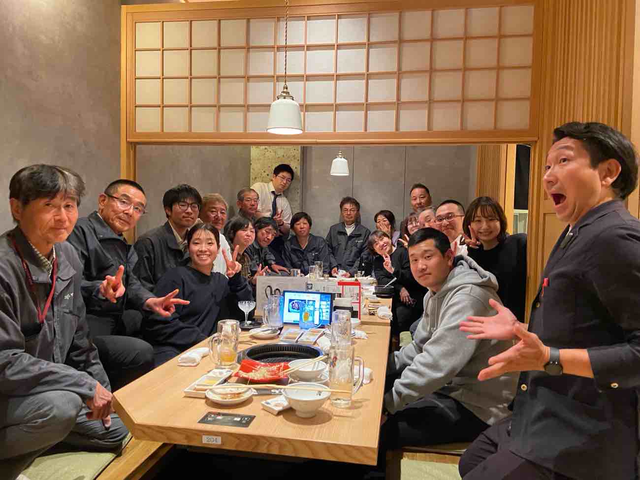 新入社員歓迎会！社員全員で焼肉に行きました！